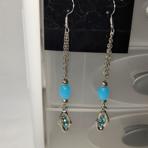 Silver and Blue Dangle Chain Earrings‎